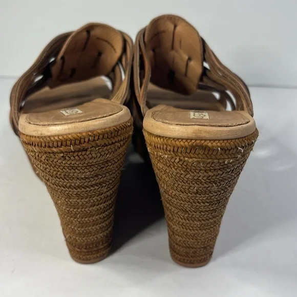 UGG Melinda platform wedge size 11 - Picture 4 of 7